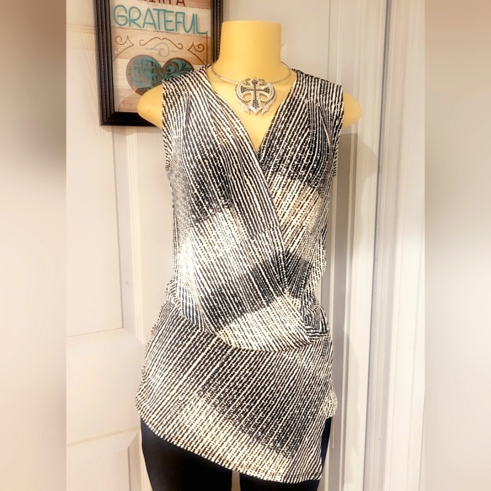 Women's White House Black Market Blouse xxsmall